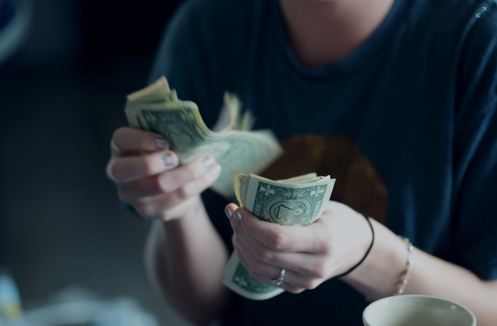 Credit union chief has 6 easy tips for families to break the 'paycheck-to-paycheck' cycle