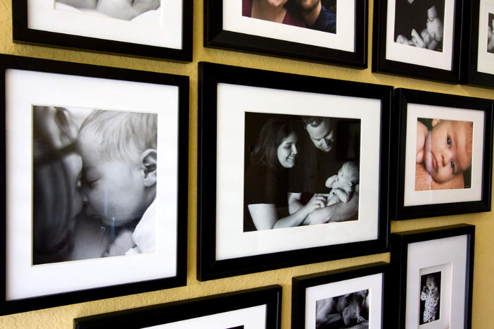 Interior designer says that having family photo &apos;shrines&apos; in the house is poor taste