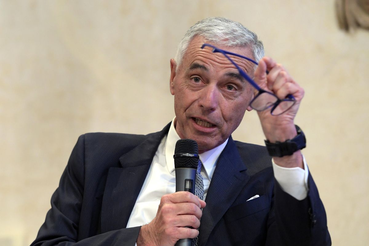 Caos all’Aifa, Palù si dimette e attacca