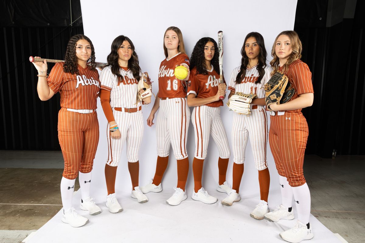 BASES LOADED: No. 19 Alvin bringing the sting on diamond