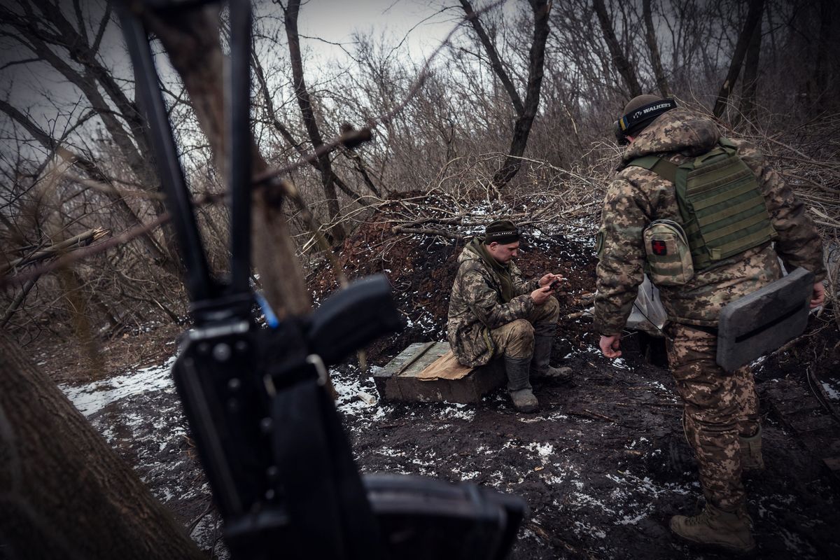 È ipocrita voler vincere il conflitto senza avere armamenti né soldati