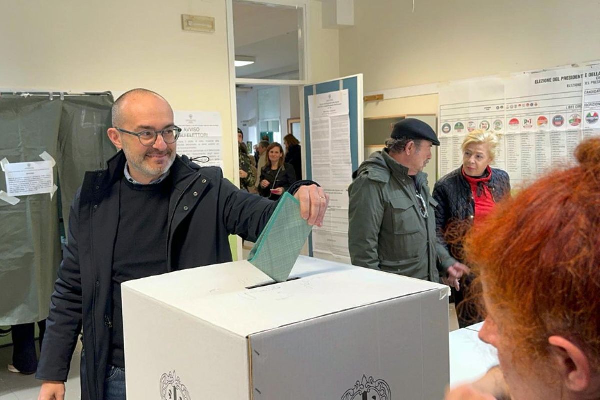 Oggi lo spoglio delle regionali sarde che aprono la partita delle Europee