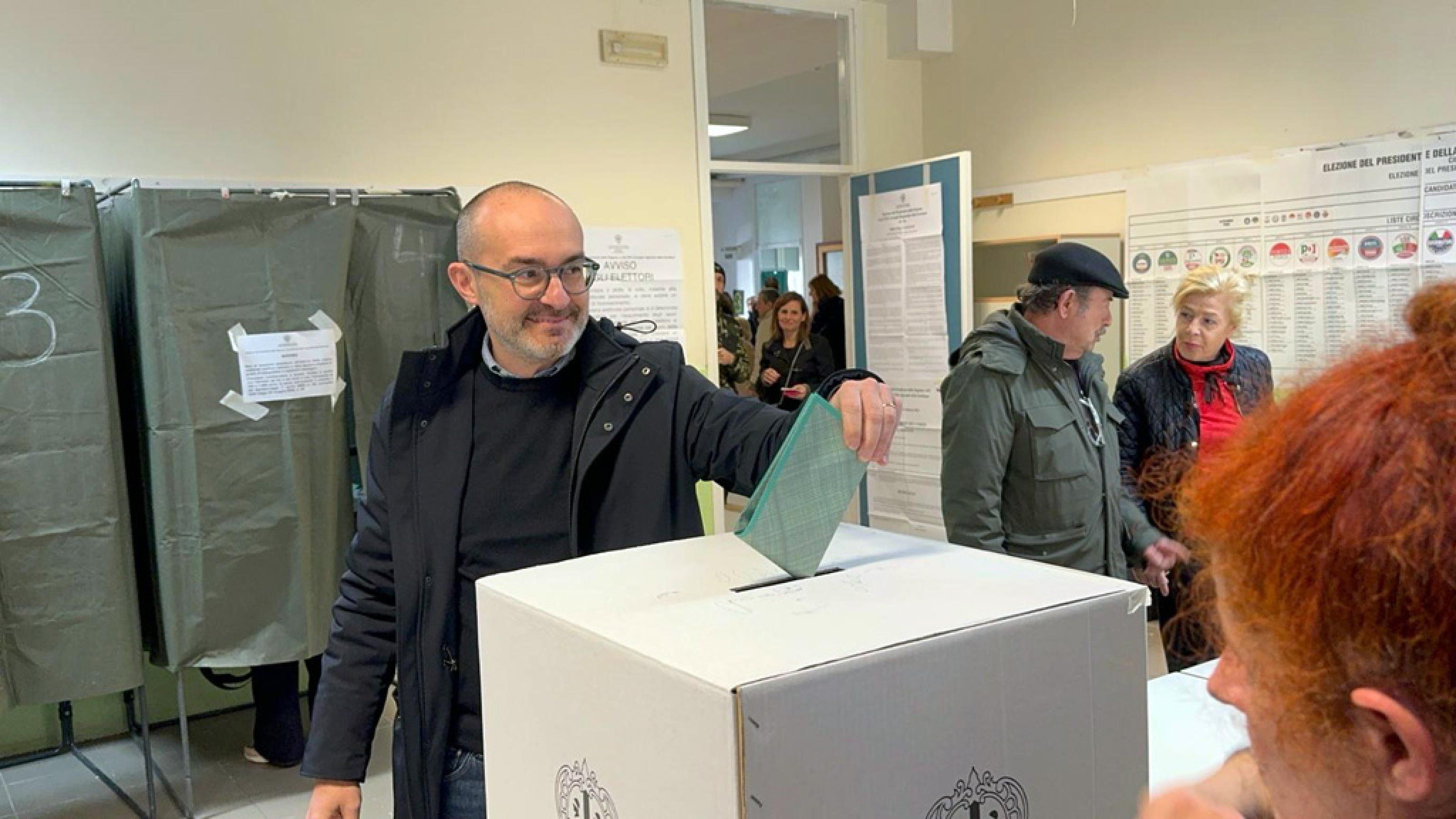 Oggi lo spoglio delle regionali sarde che aprono la partita delle Europee