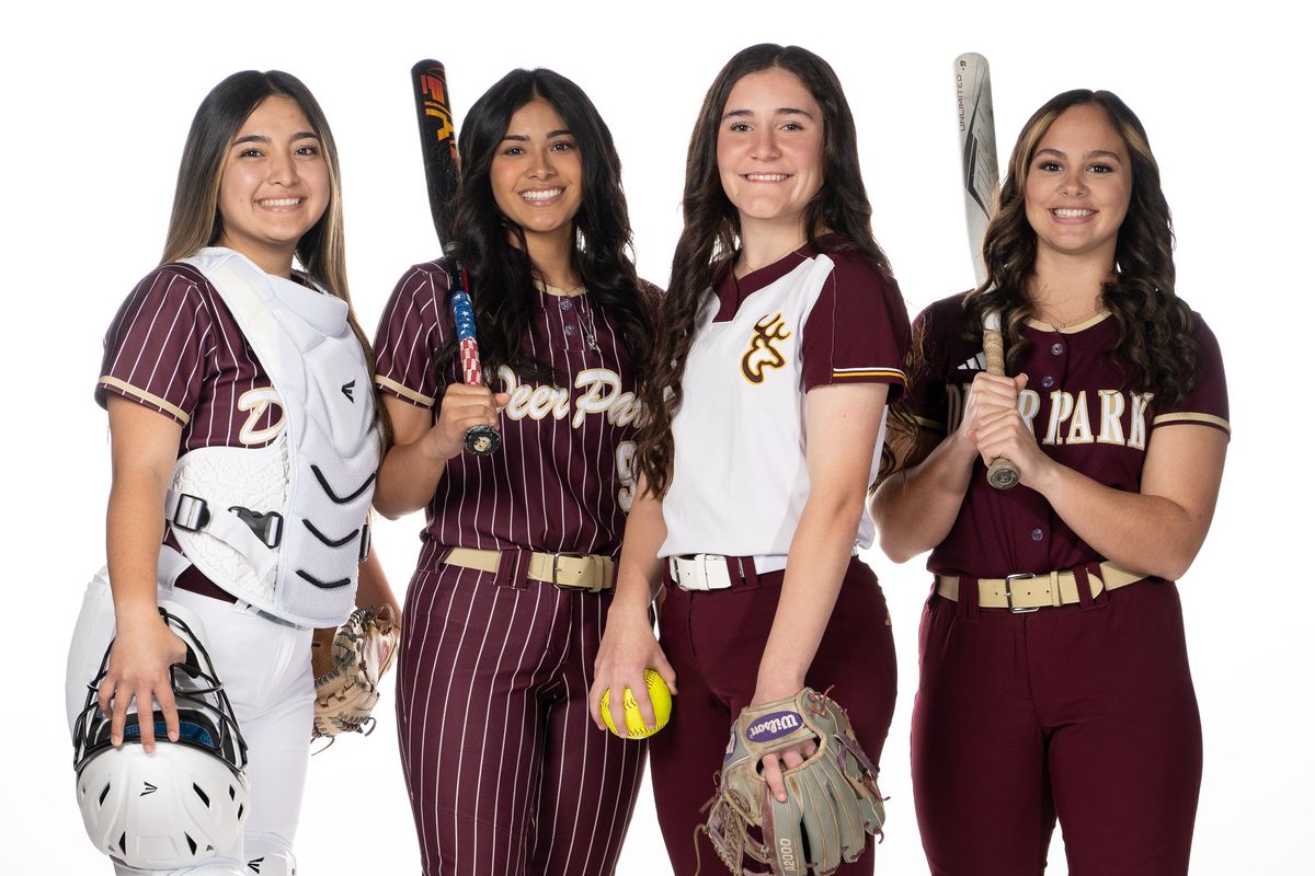 BASES LOADED: Chemistry is key to No. 11 Deer Park