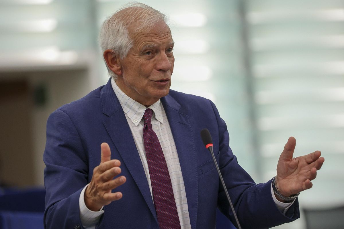 Il premier palestinese si dimette. Borrell: «Israele favorì Hamas»