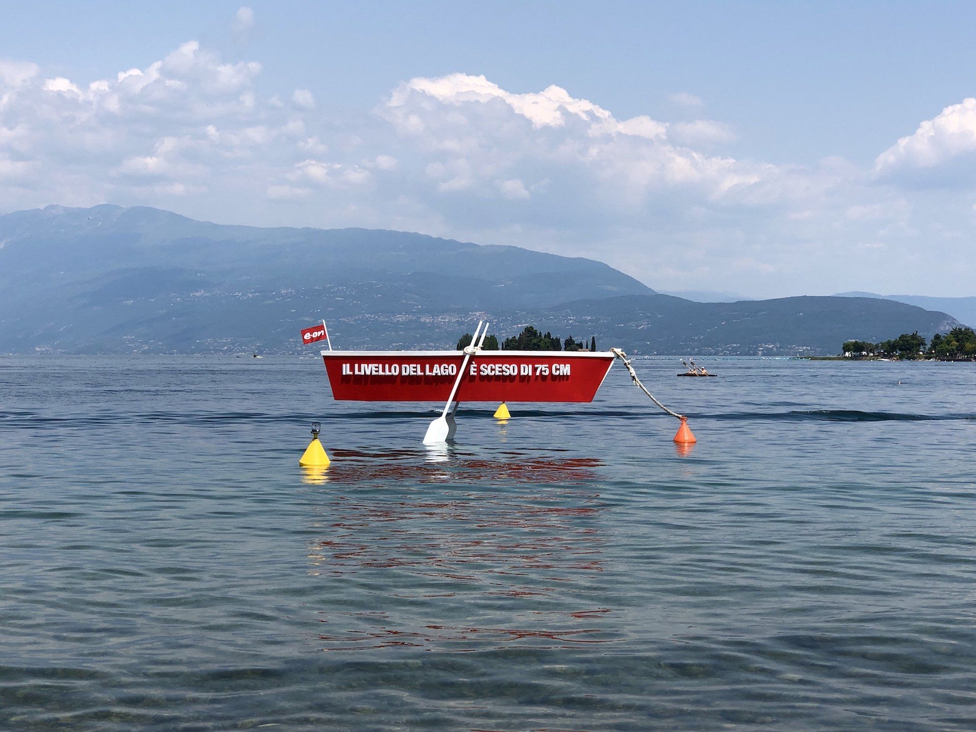 Garda a livelli record per mano dell’uomo