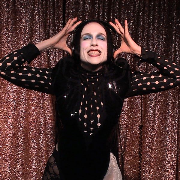 Allie X Lives in a Weird World