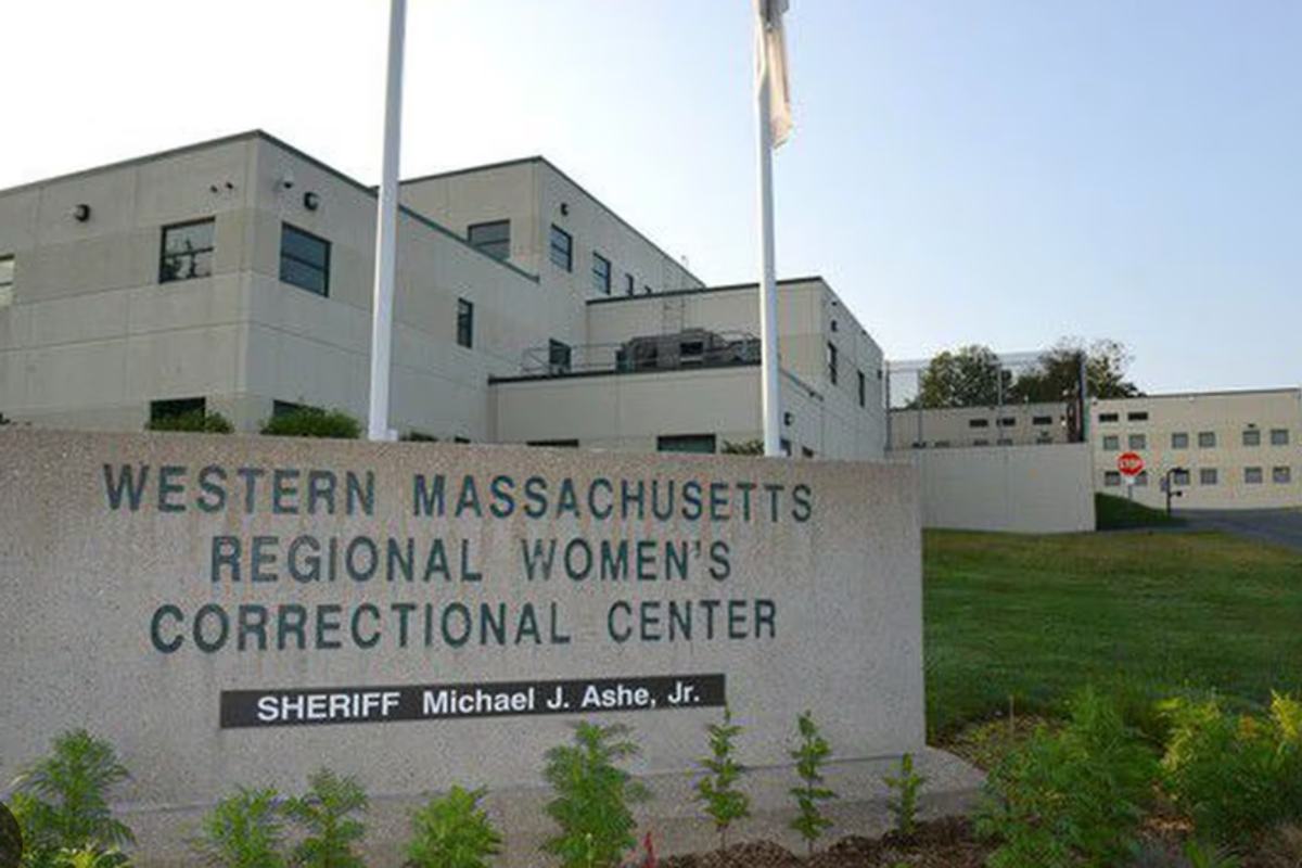 For Prisoners, Medicaid Waivers Permit Off-Site Care -- And Better Outcomes