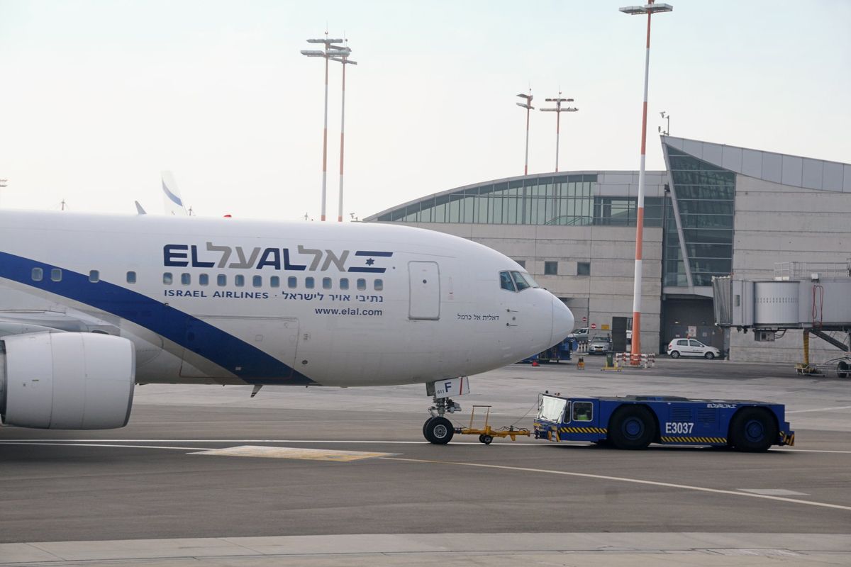Hacker tentano di dirottare due aerei israeliani. Sospetti sull’Iran