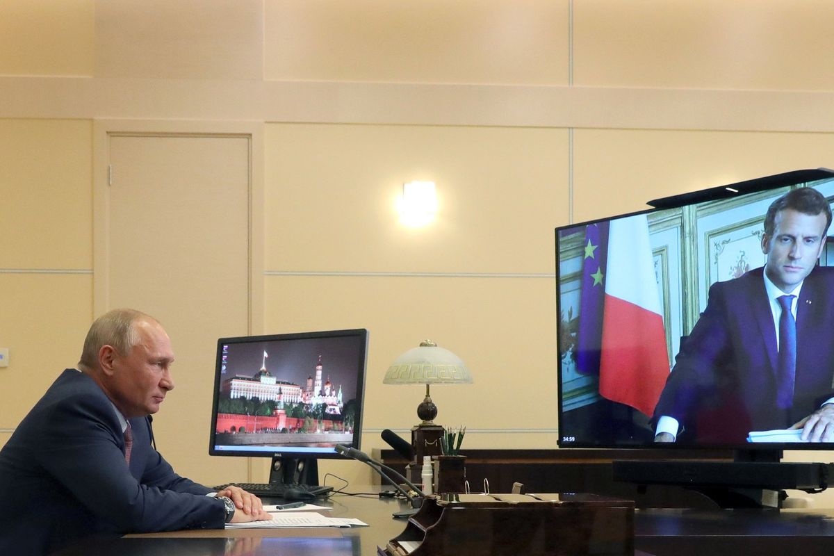 Macron e Putin sono ancora in affari nell’energia atomica