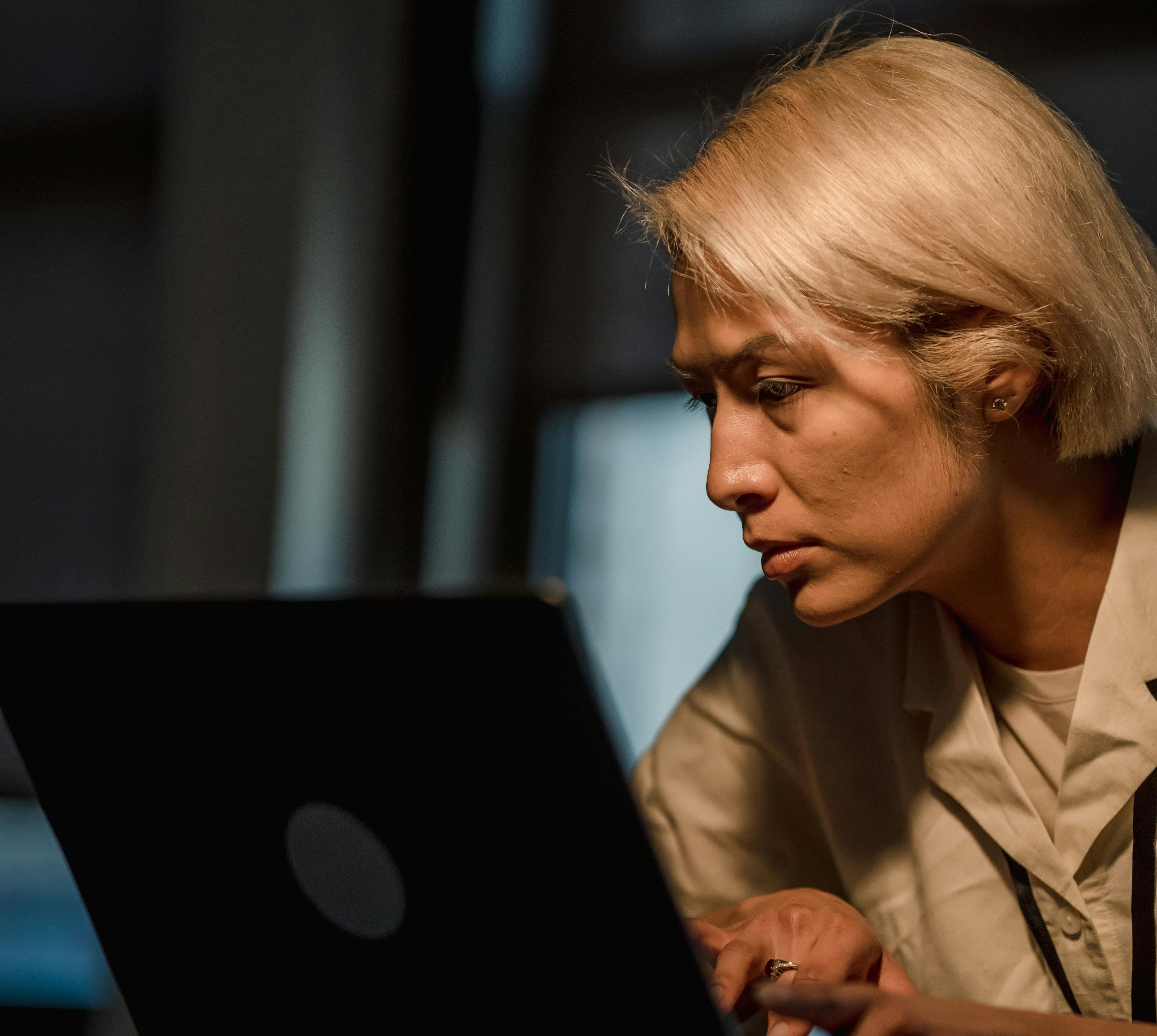woman on computer, family fights, forgiveness