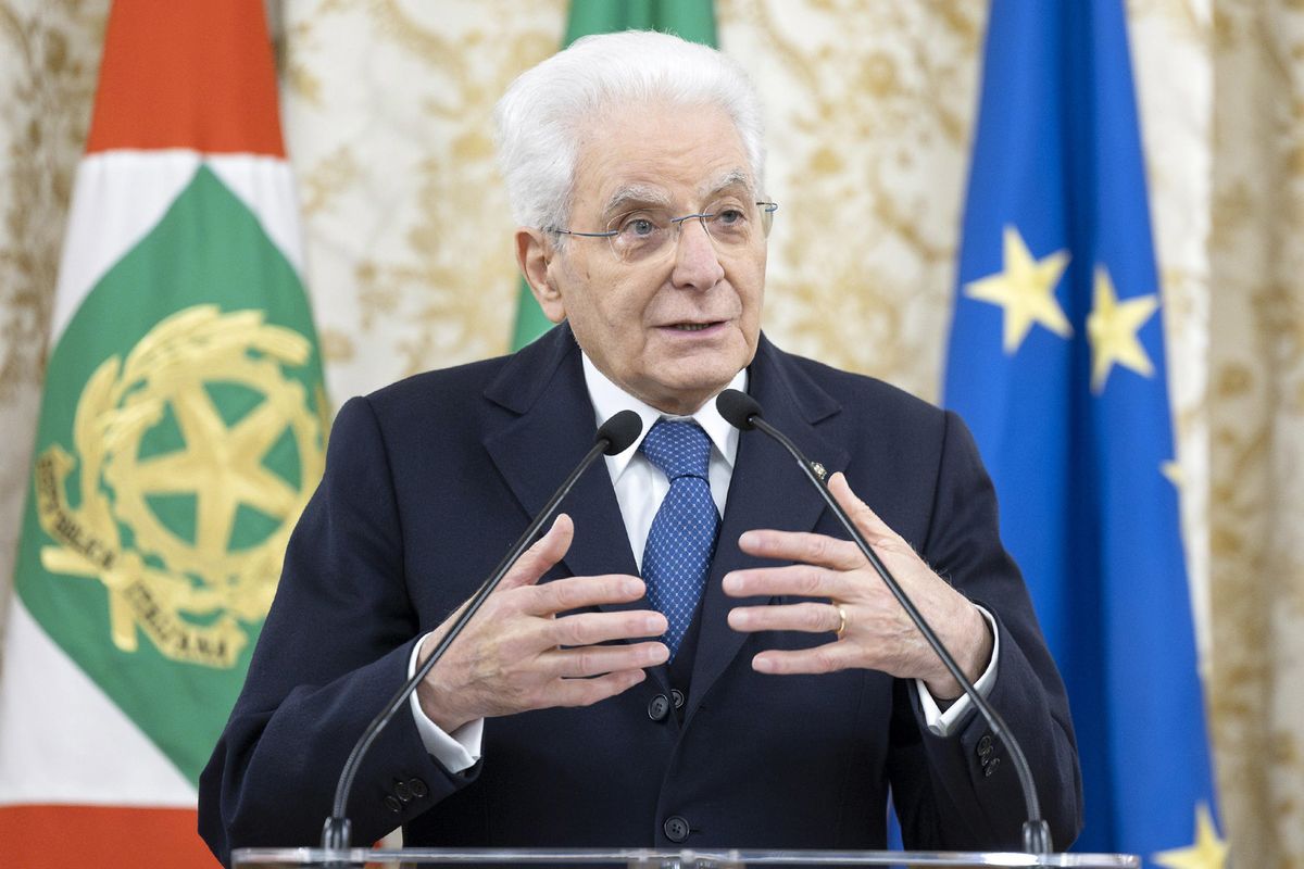 Mattarella lo ammette: pandemia usata per attribuire più potere all’Ue