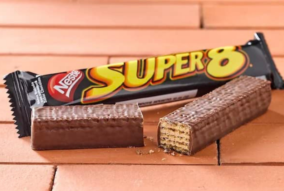 Image of "Super8", a traditional Chilean snack