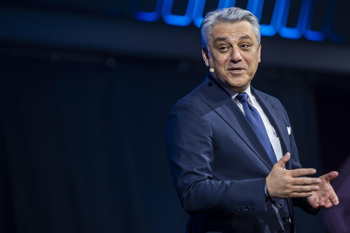 Solita litania da Stellantis e Renault: «Altri incentivi per l’auto elettrica»