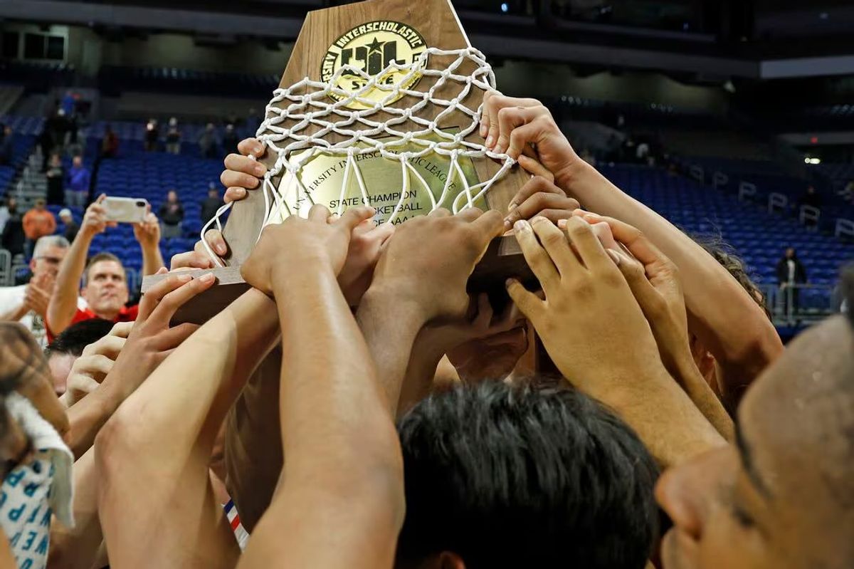 STATE CHAMPS: Plano East Hoops On Top