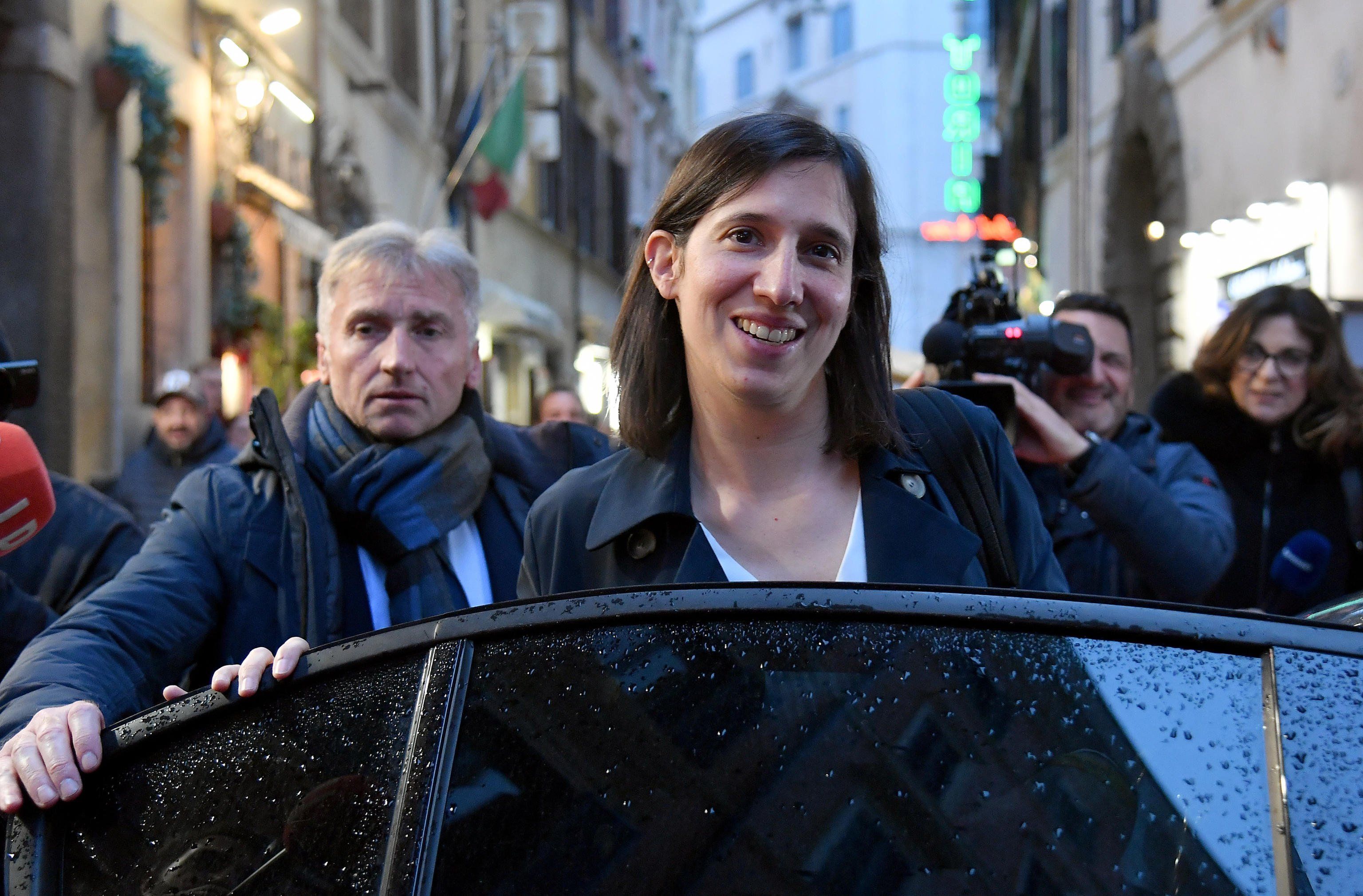 La risposta della Schlein: Decaro candidato