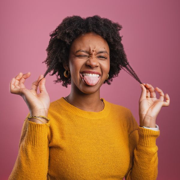 Stretching-your-hair-safely