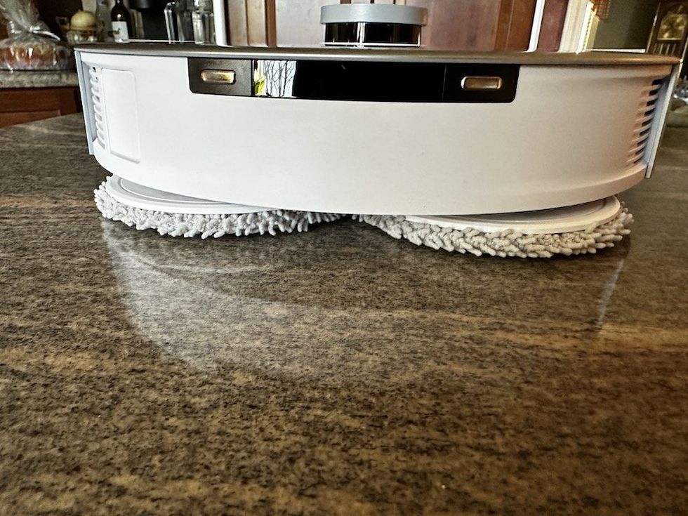 a photo of DEEBOT T20 OMNI robot vacuum's mopping pads