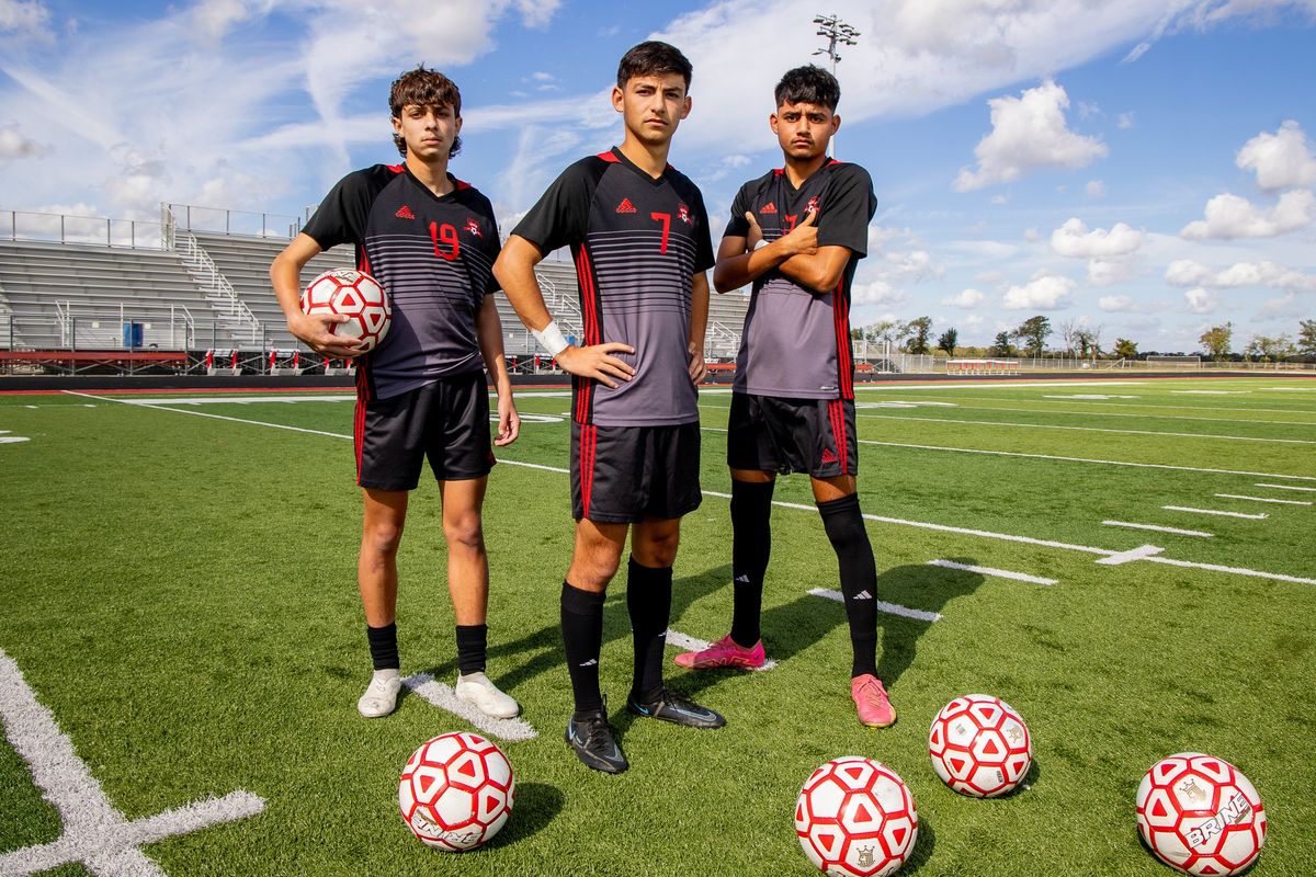 BRACKETOLOGY: The must-see matchups in Rd. 3 of UIL Soccer playoffs