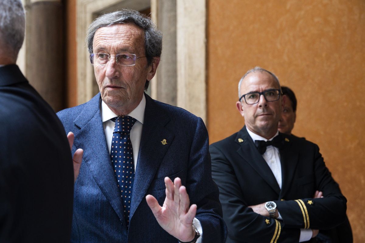 Il caso Fini è la lapide della stampa asservita