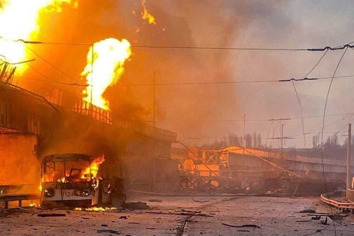 Gli Usa e le bombe lasciano al buio l’Ucraina