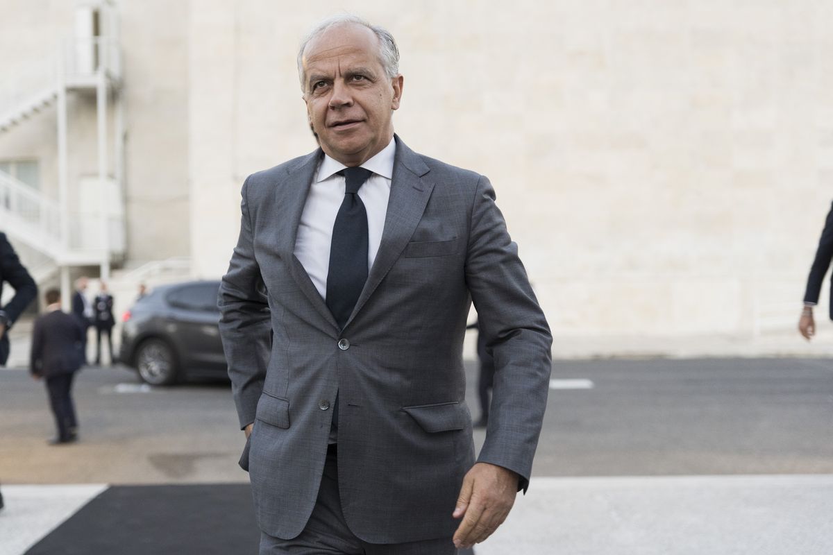 Il premier Meloni blinda Piantedosi: «Sta subendo attacchi vergognosi»