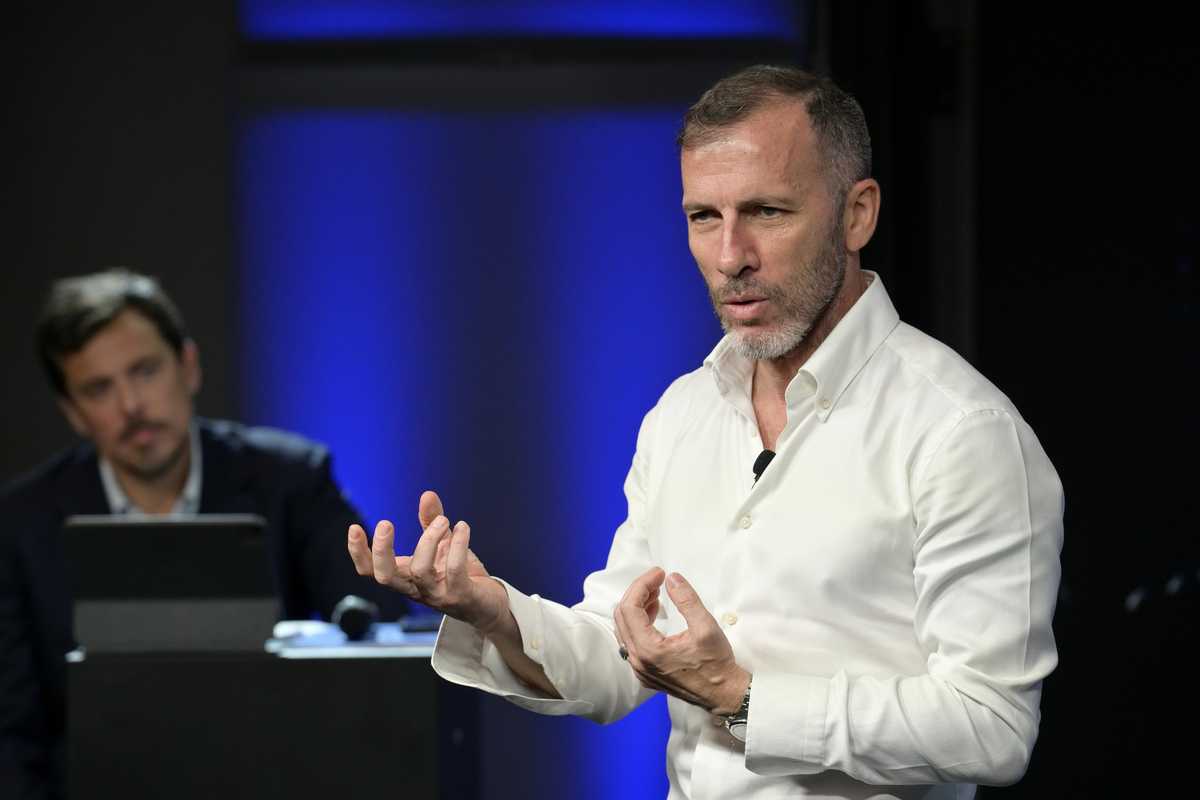Tim, gli advisor dei fondi si schierano con Labriola. Scontro con Merlyn