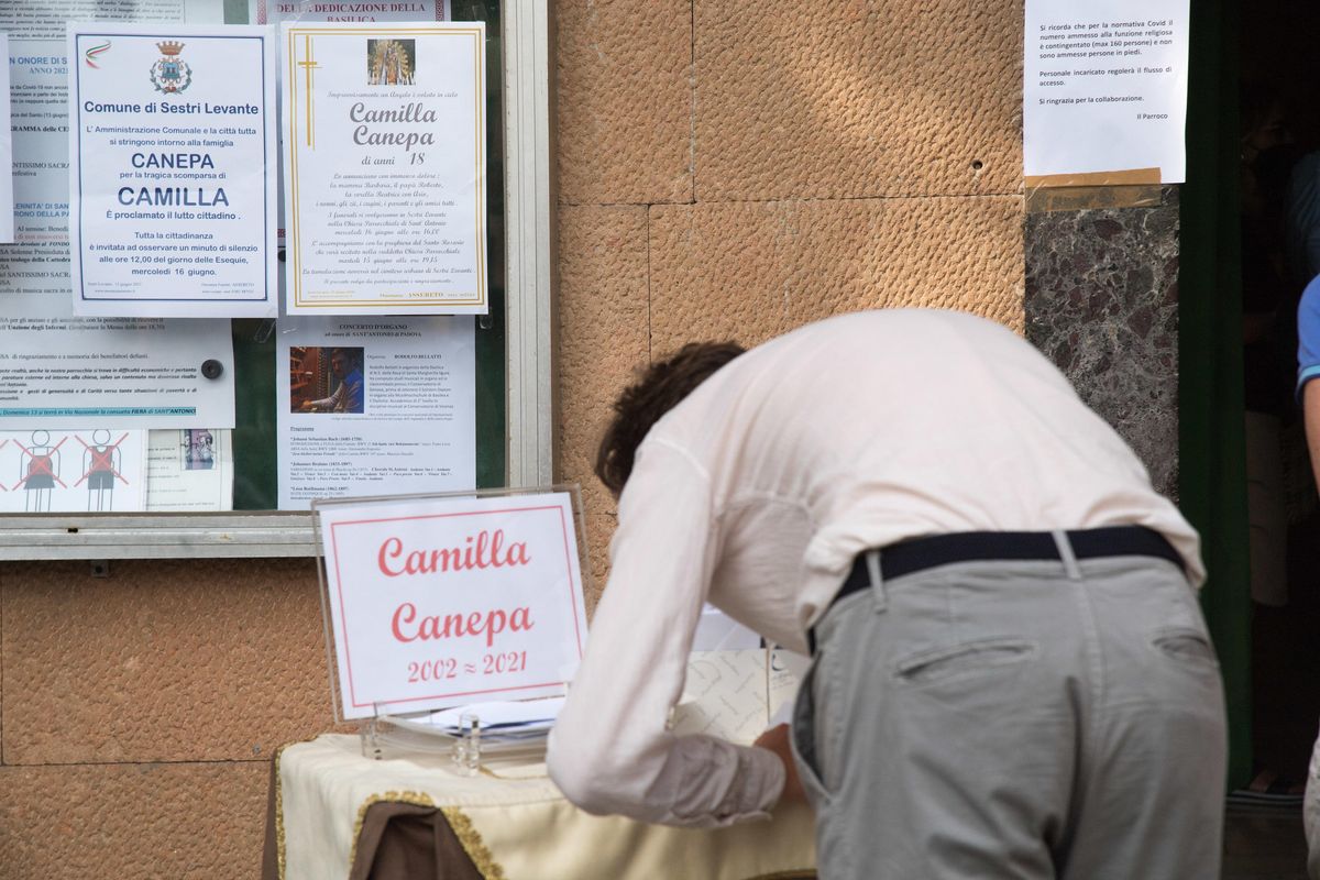 «Non ci avevano dato istruzioni per gestire i casi di trombosi»