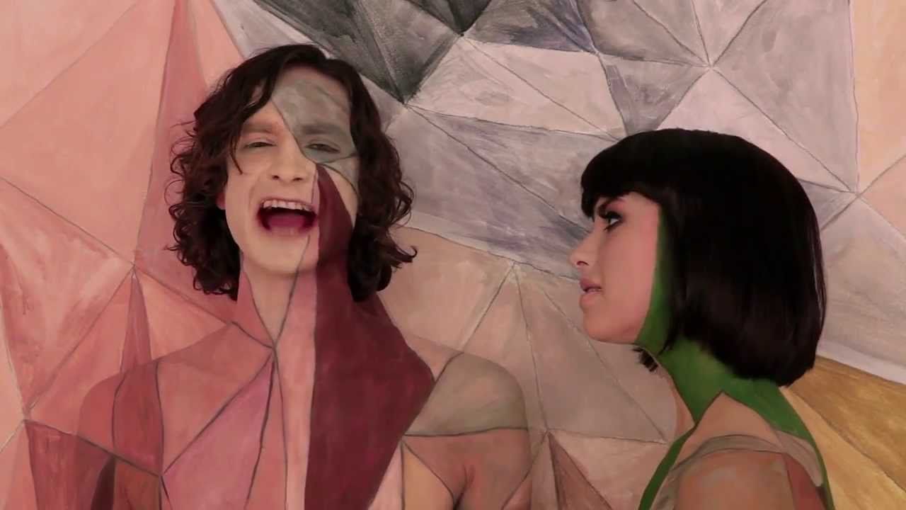 screenshot from Gotye's "Somebody That I Used to Know" video