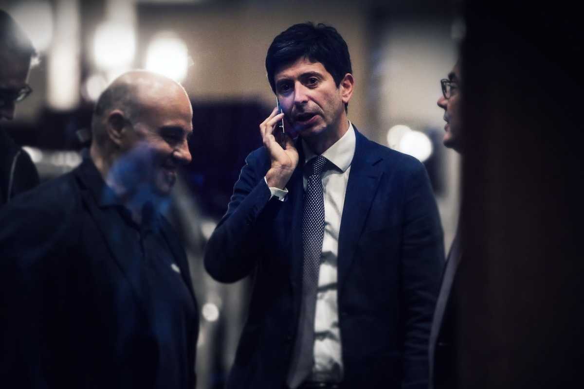 Verità scientifiche decise a tavolino per salvare Speranza dal processo