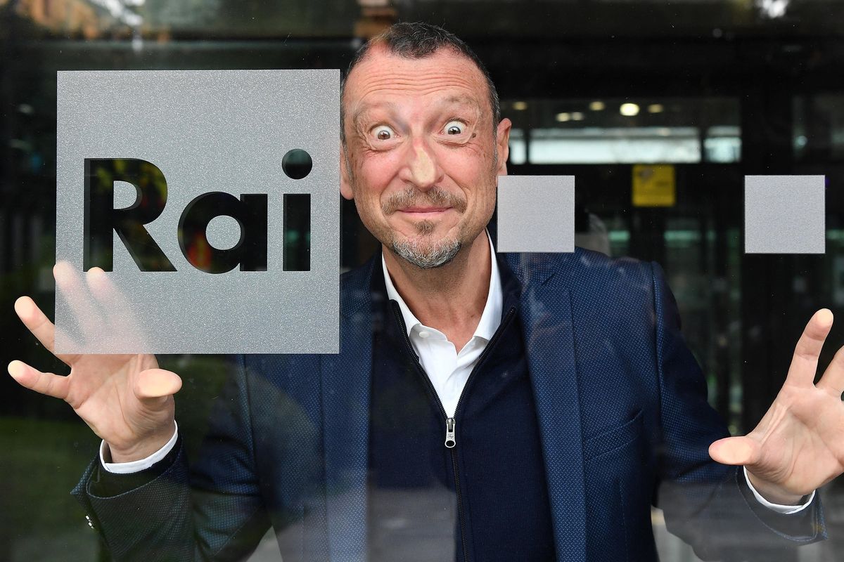 Buchi in programmi, sponsor e pubblico. La Rai già ammaccata perde pure Amadeus