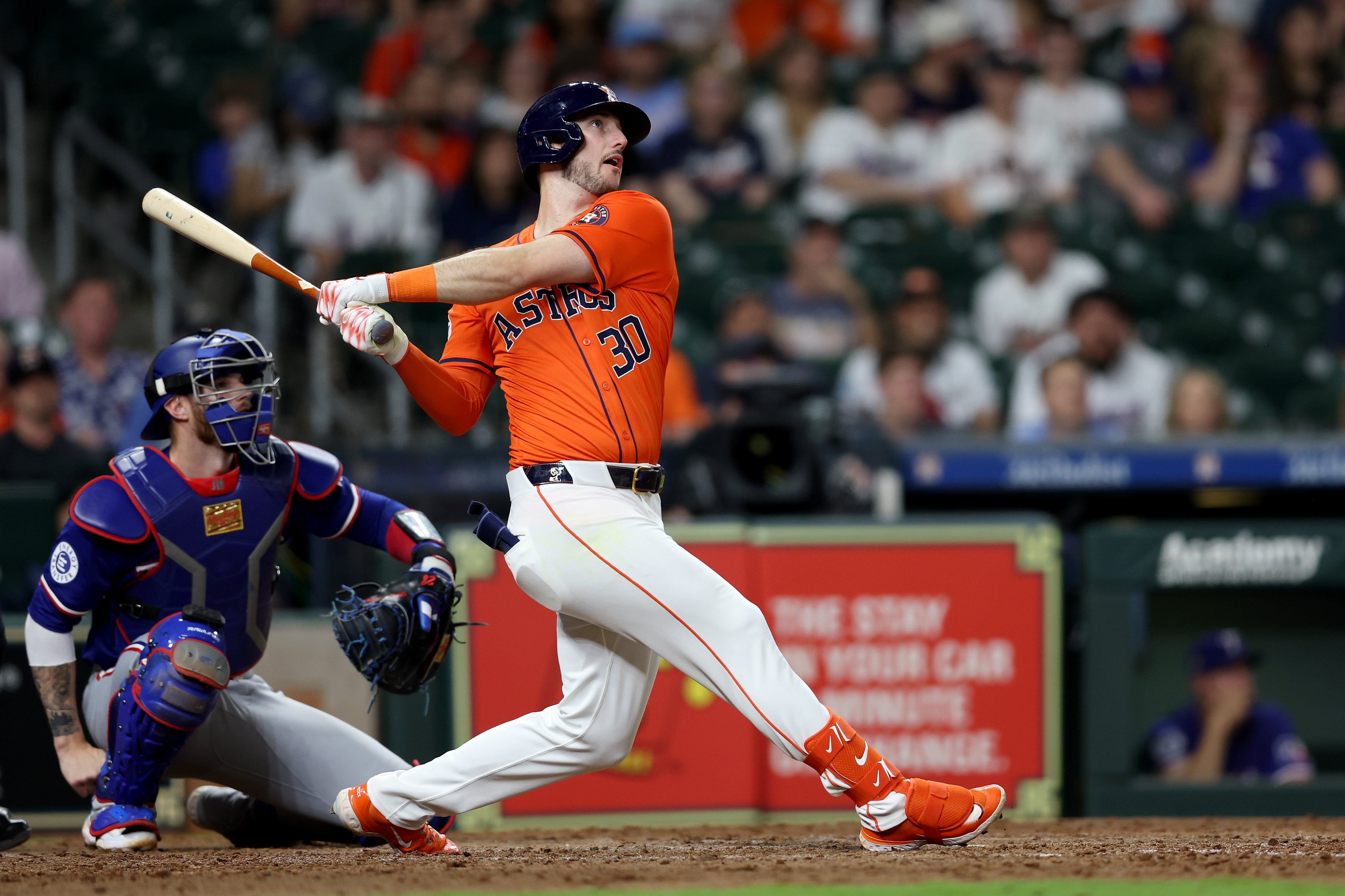 Tucker, Altuve combine for 5 RBIs as Astros down Rangers