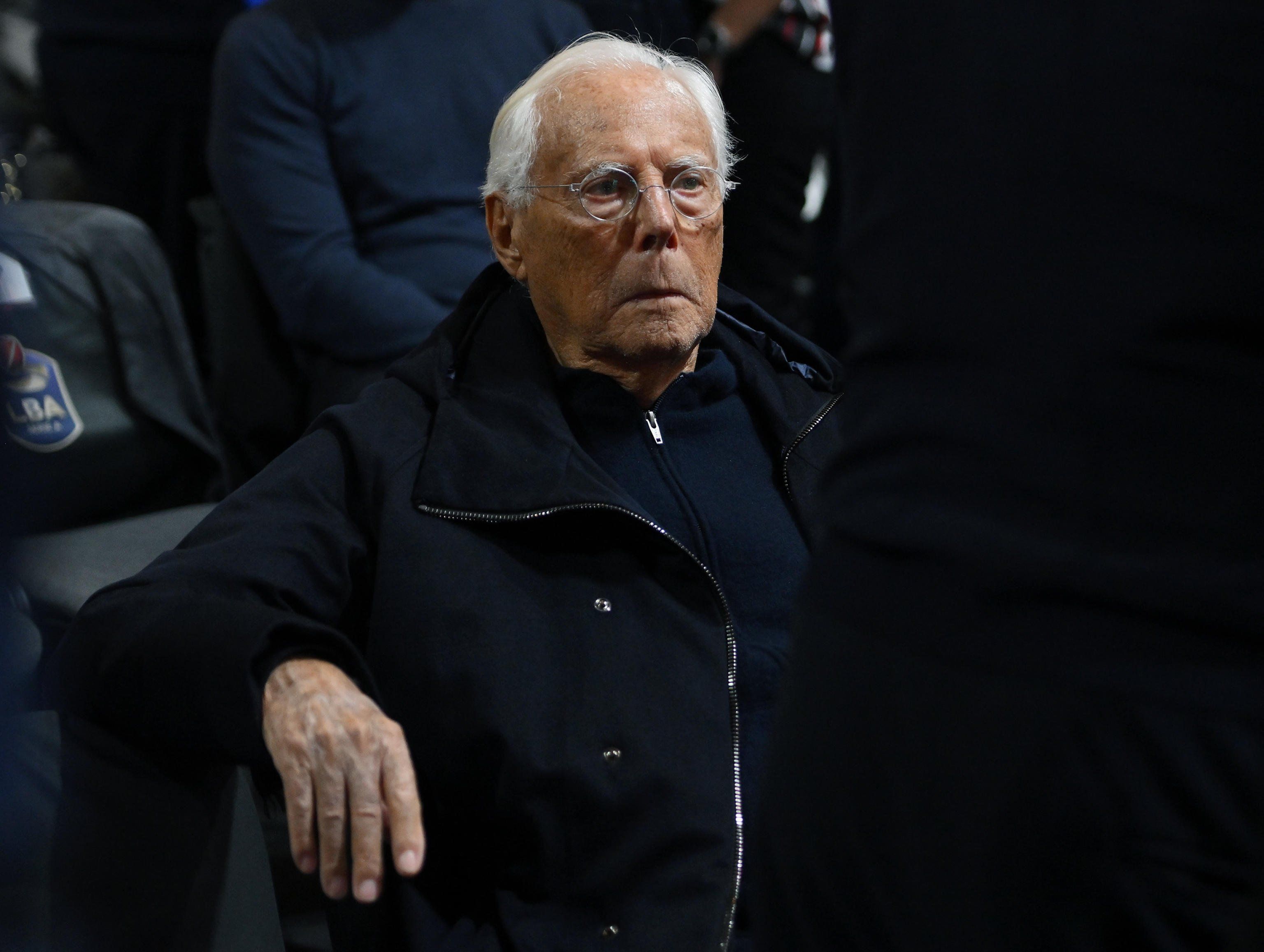 «Sfruttava il lavoro»: indagini sulla Armani