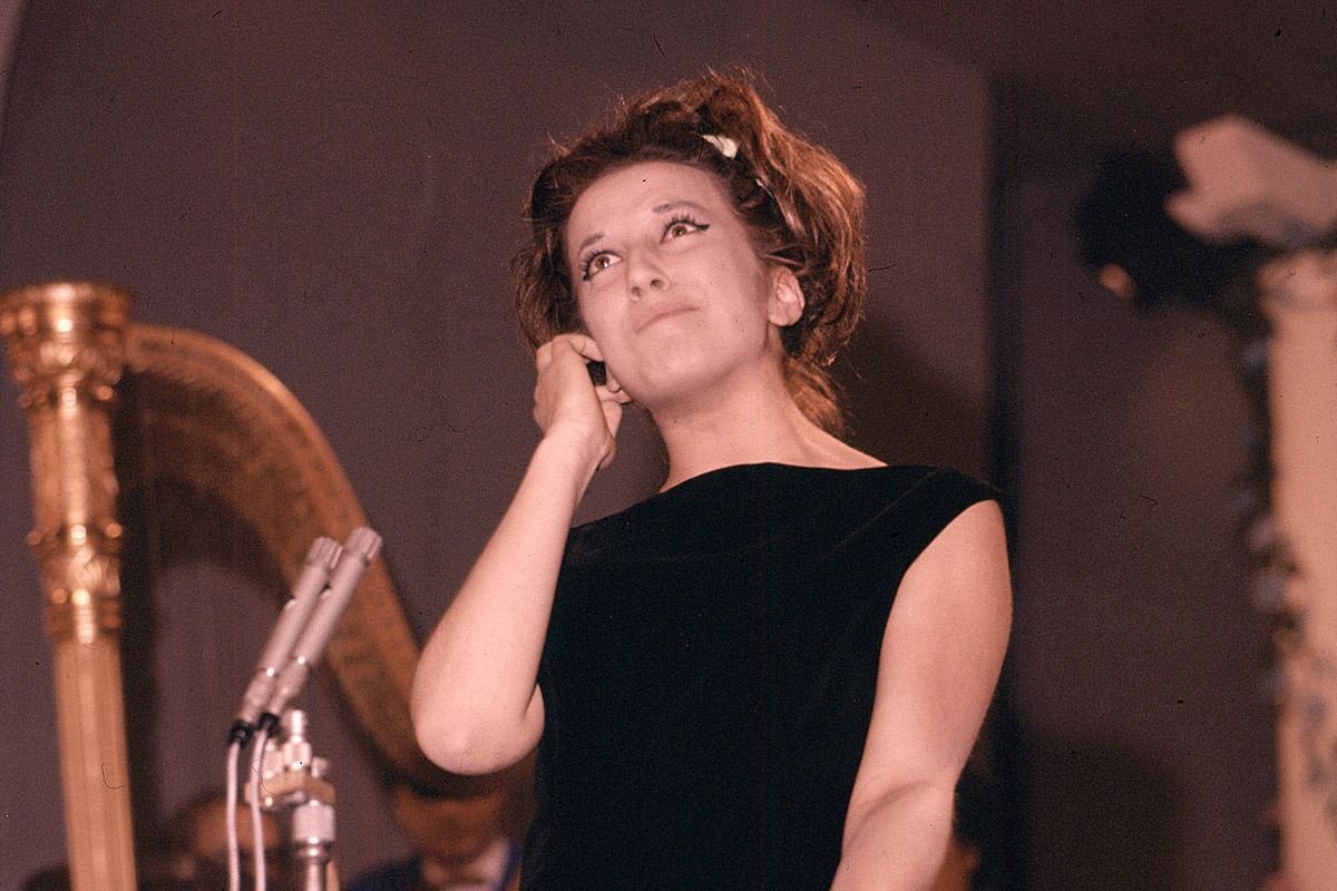 Asso nella manica Rai: Mina a «Sanremo»