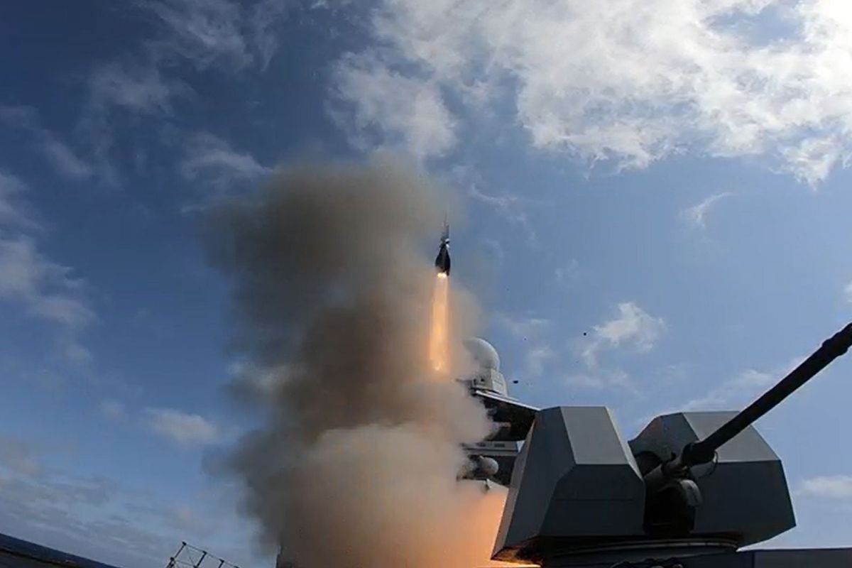 Nell’inchiesta su escort e appalti spunta la maxi commessa della Nato