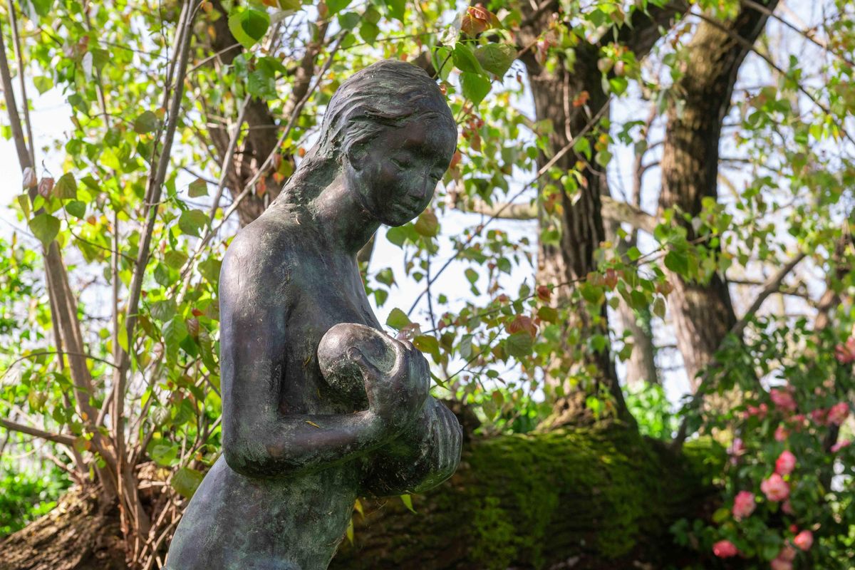 Chi comanda il mondo ha in odio la nascita