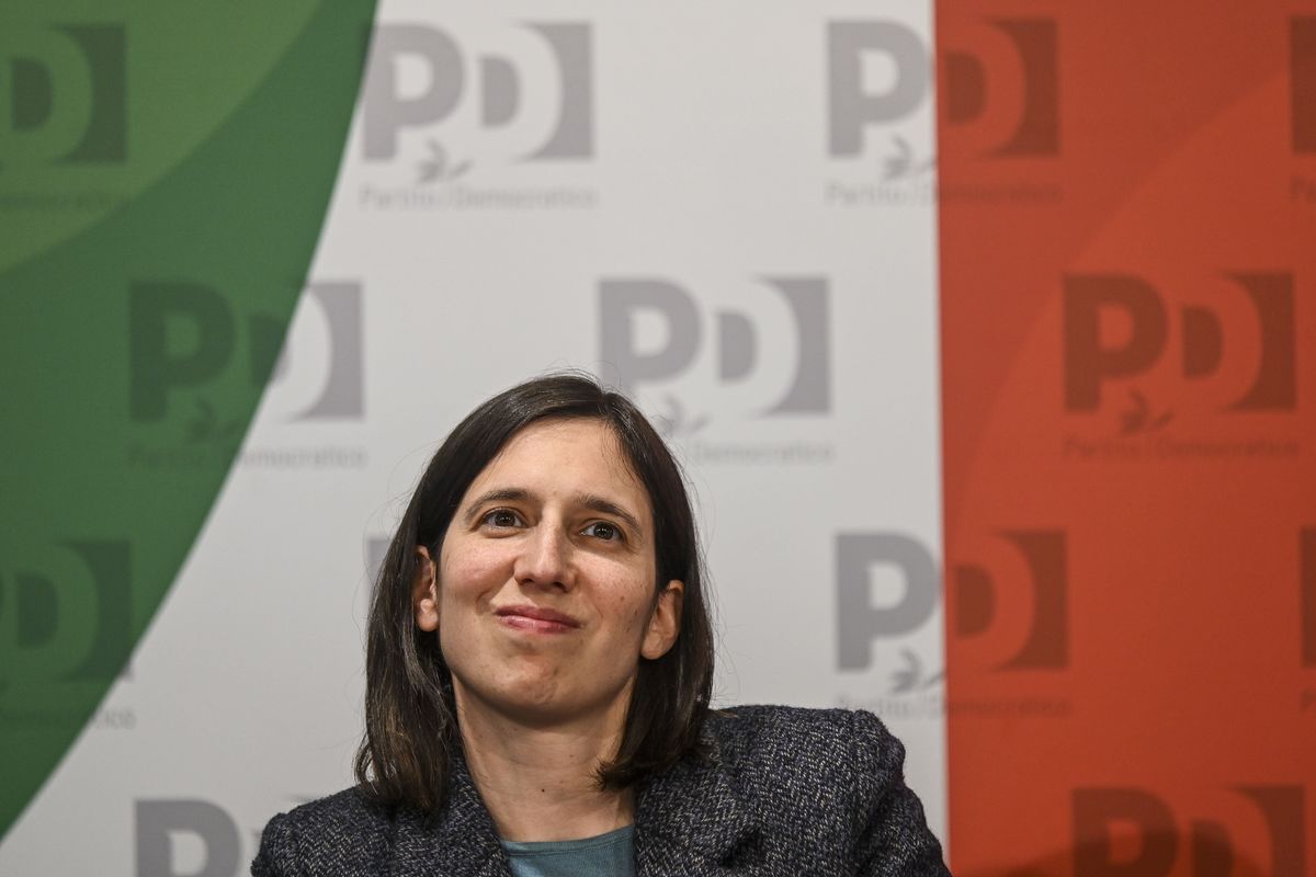 «Basta “segretario”. È troppo staliniano». Il Pd non la finisce più di coprirsi di ridicolo