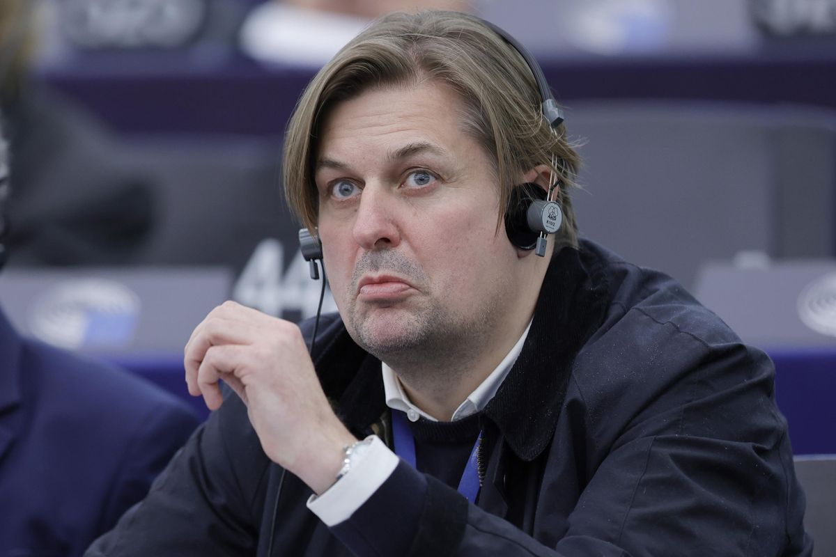 Arrestato come «spia di Pechino» l’aiutante di un eurodeputato di Afd