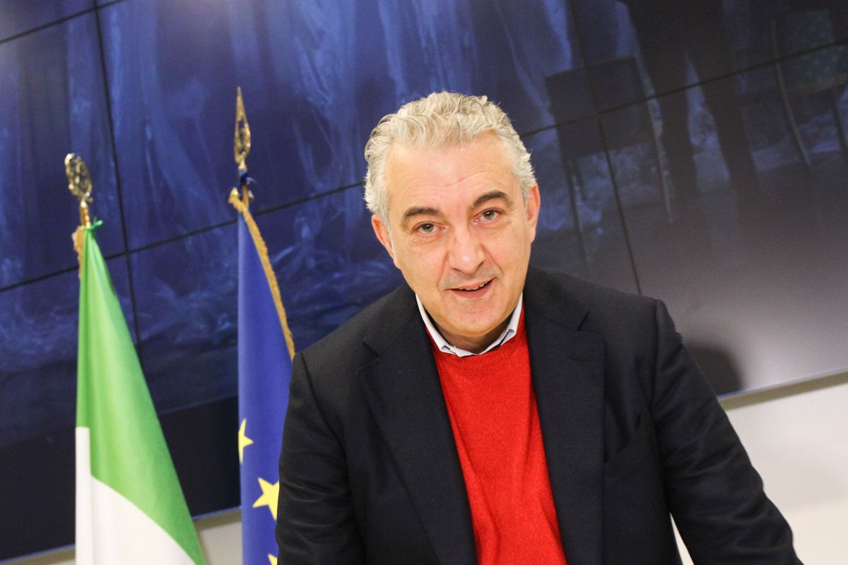 Mascherine cinesi, chiesti 16 mesi per Arcuri