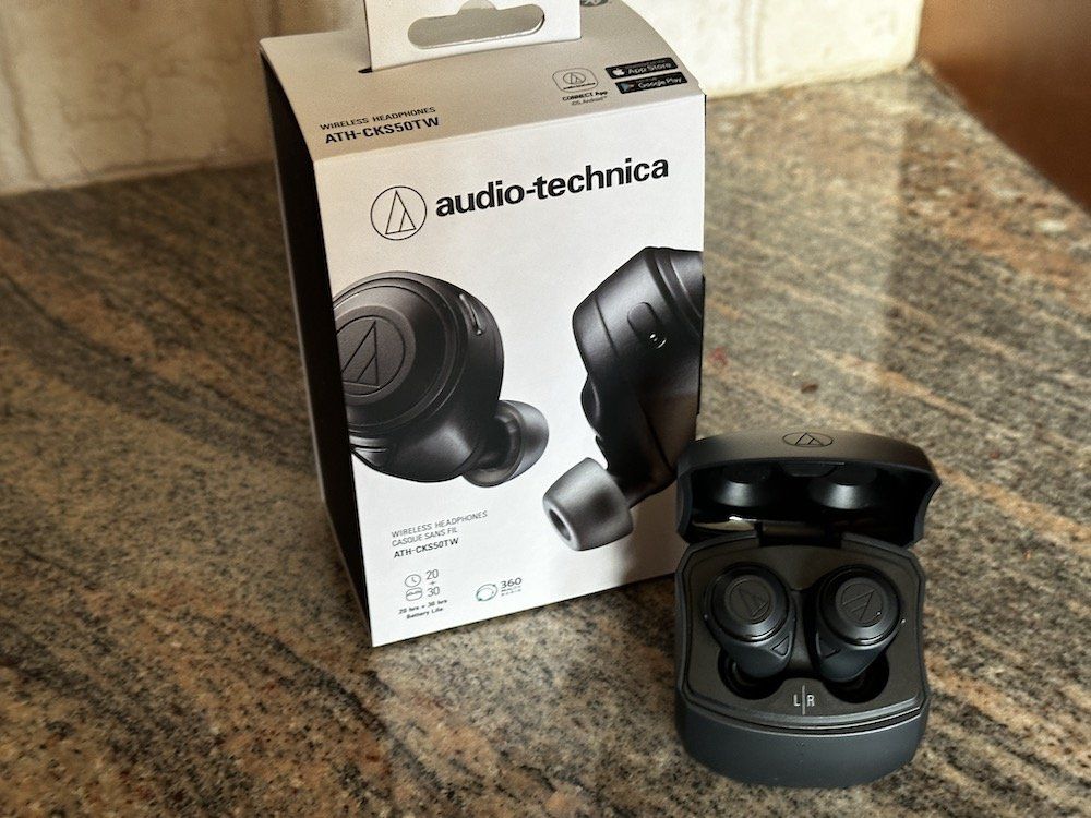 audio−technica ATH-CKS50TW 黒　新品未開封 Amazon.com: Audio-Technica ATH-CKS50TW Wireless in-Ear Headphones
