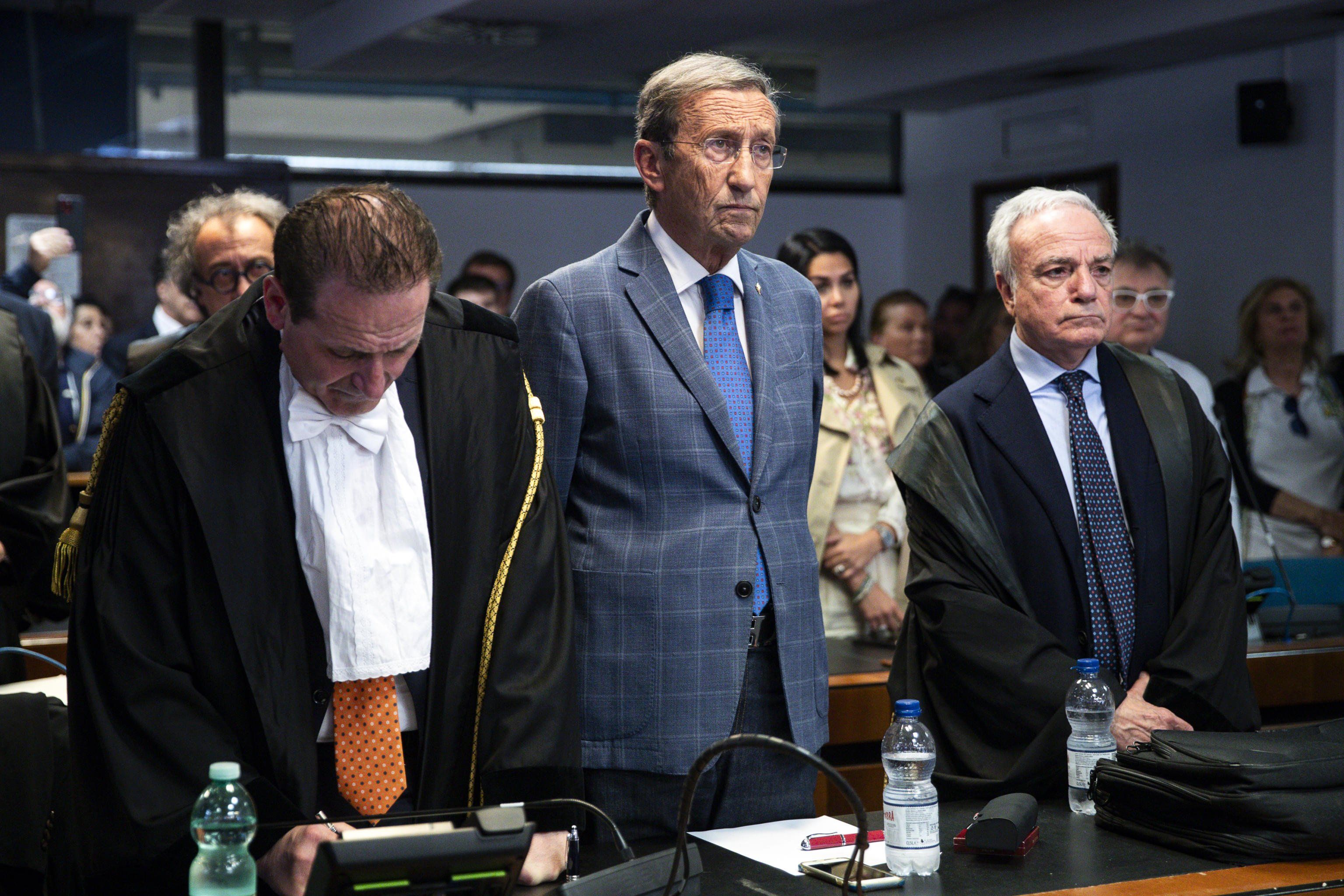 Fini condannato: riciclaggio