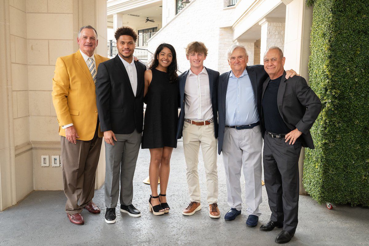 Inaugural Champions Dinner Fundraiser recognizes two H-Town Golfers; Photo Gallery