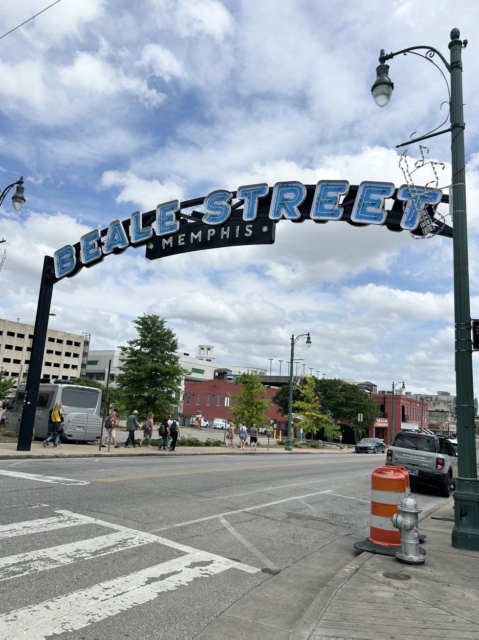 Beale Street sign