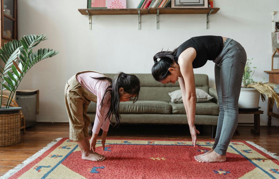 30 simple‚ active learning games parents can play with kids that don&apos;t involve screens