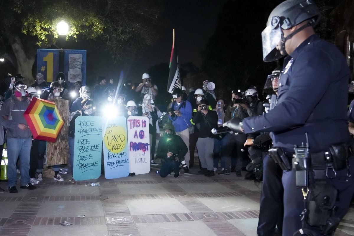 La lobby iraniana (collegata a Soros) soffia sul fuoco dei campus americani