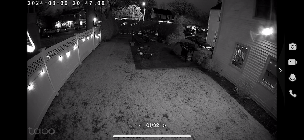 a live feed from TC85 camera in black and white in the tapo app