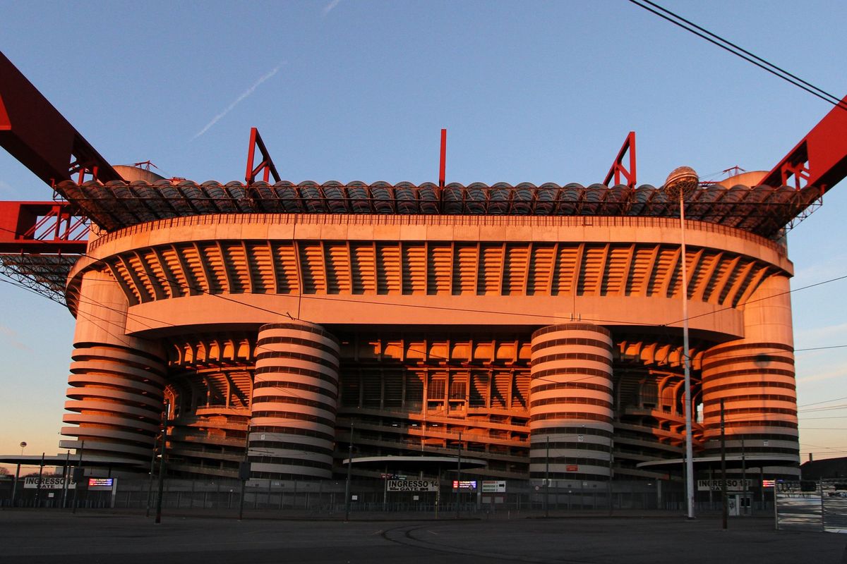 Schiaffone dei giudici al Comune di Milano: San Siro non si tocca