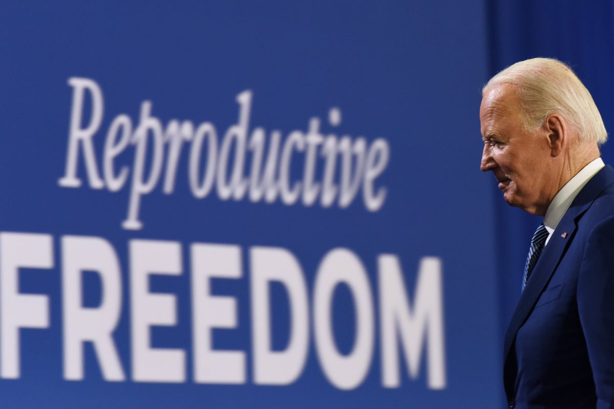 Biden benedice i tifosi dell’aborto. E i cattolici si «convertono» a Trump