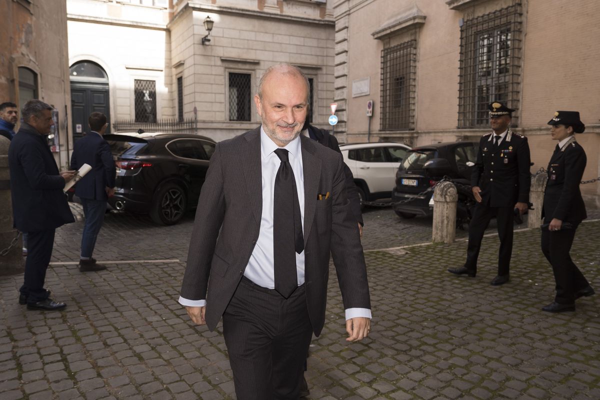 Beffa per i danneggiati dal vaccino. Zero euro: il rimborso non è previsto