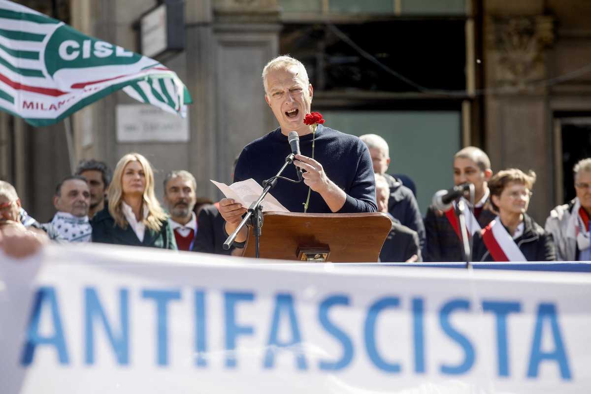 Scurati attacca il premier da Fazio. «Per stare tranquillo non criticare»
